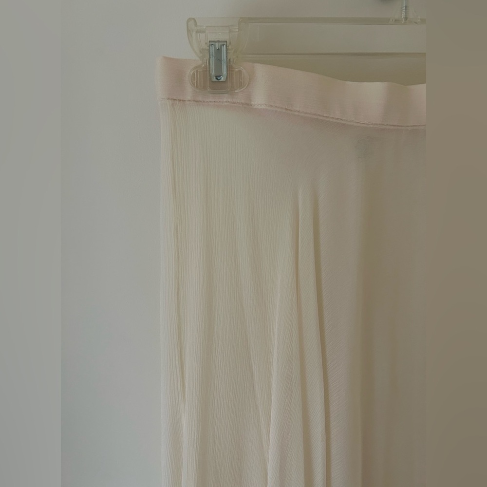 *SOLD* Vintage Cream Chiffon Maxi Skirt with Matching Faux Pearl Scarf - Picture 3 of 14